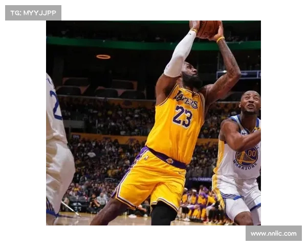 NBA经典对决回顾 勇士逆袭湖人三分雨助力胜利激战全程回顾 NBA经典对决回顾 勇士逆袭湖人三分雨助力胜利激战全程回顾